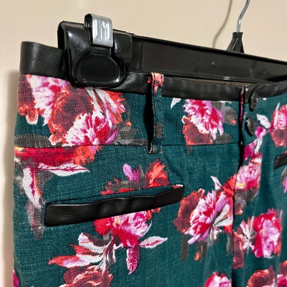 Anthropologie Cartonnier Floral Cropped trousers - Picture 3 of 10